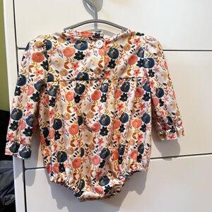 CHECK PICTURES 2- Long sleeve rompers